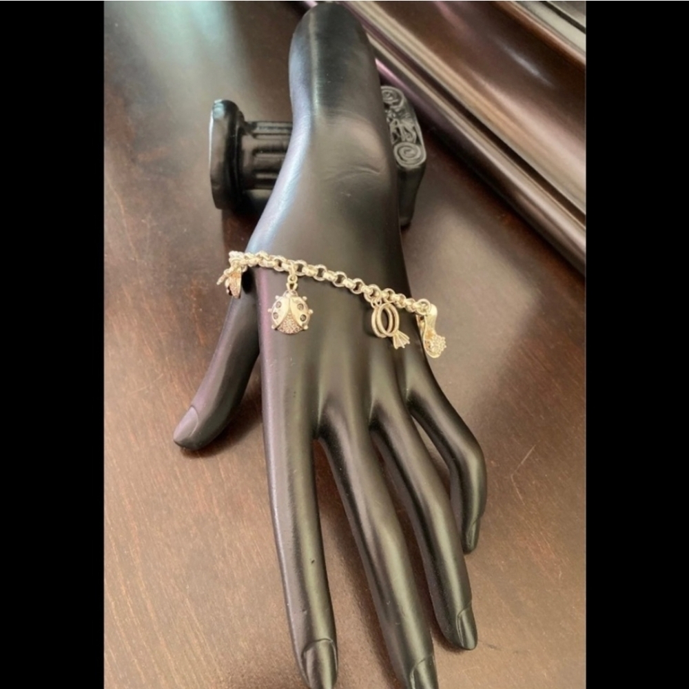 Vintage sterling silver 925 bracelet with charms